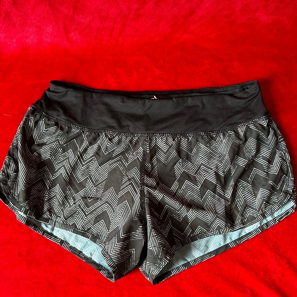 Roller Rabbit Black and White Athletic Shorts